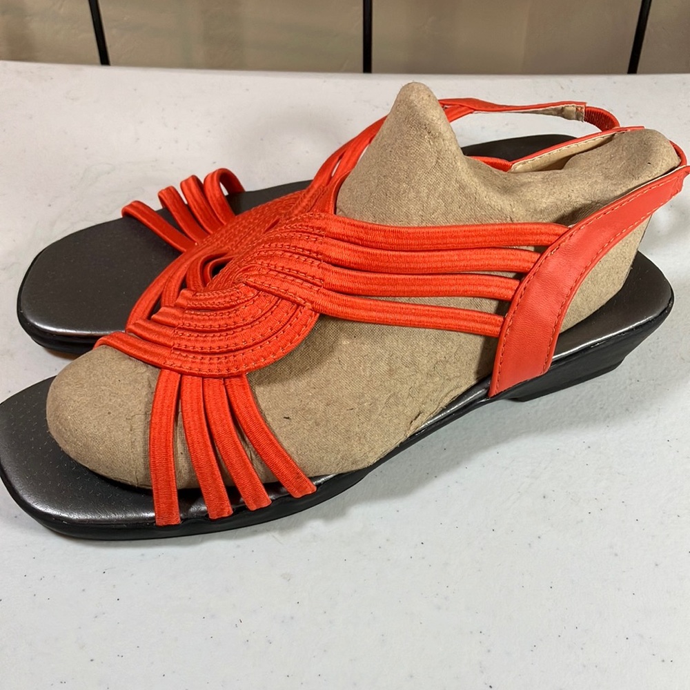 NWOB Classique Size 6 Orange Sandals 1” Heel, Never Worn
